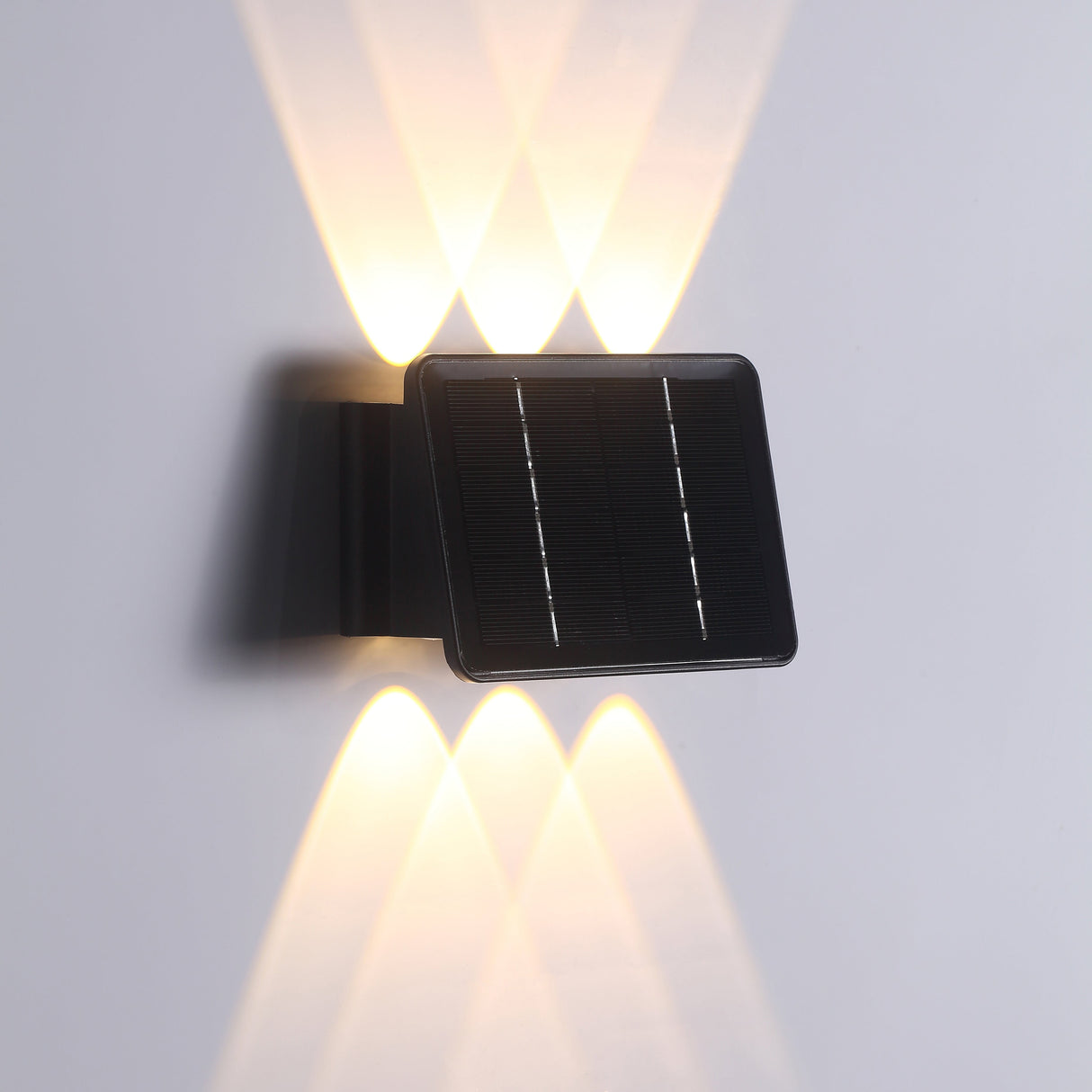 Nocta Solar Wandlamp