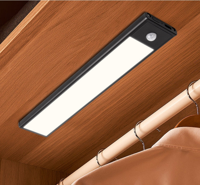 EasyBeam Draadloze Kastlamp met Sensor Zwart