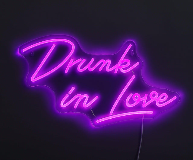Drunk In Love Neon Vägglampa-Lampconcept.se