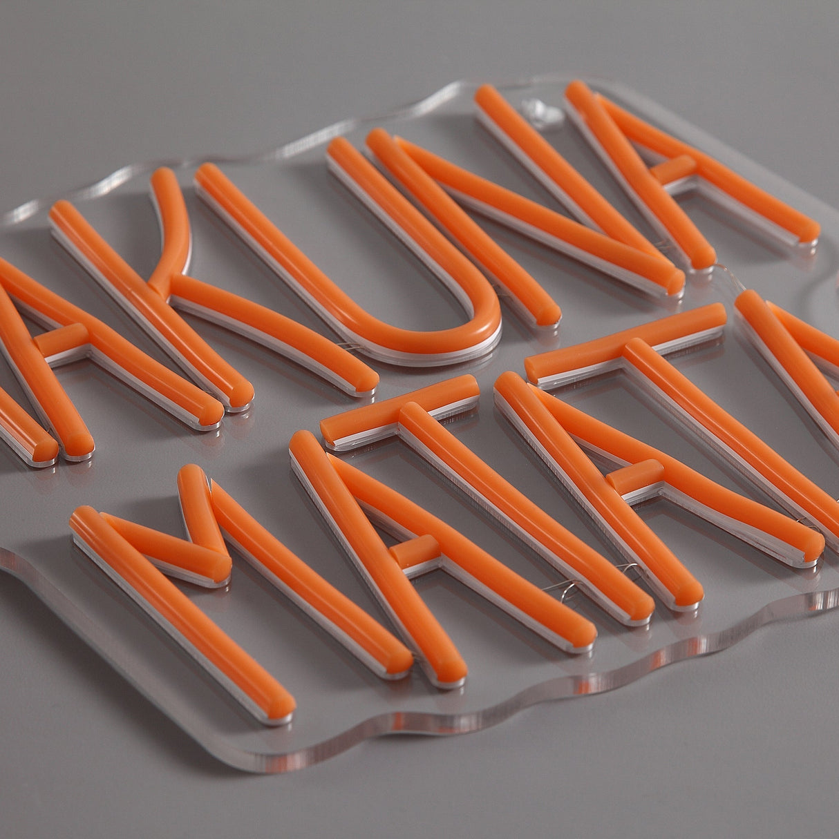 Hakuna Matata Neon Vägglampa-Lampconcept.se