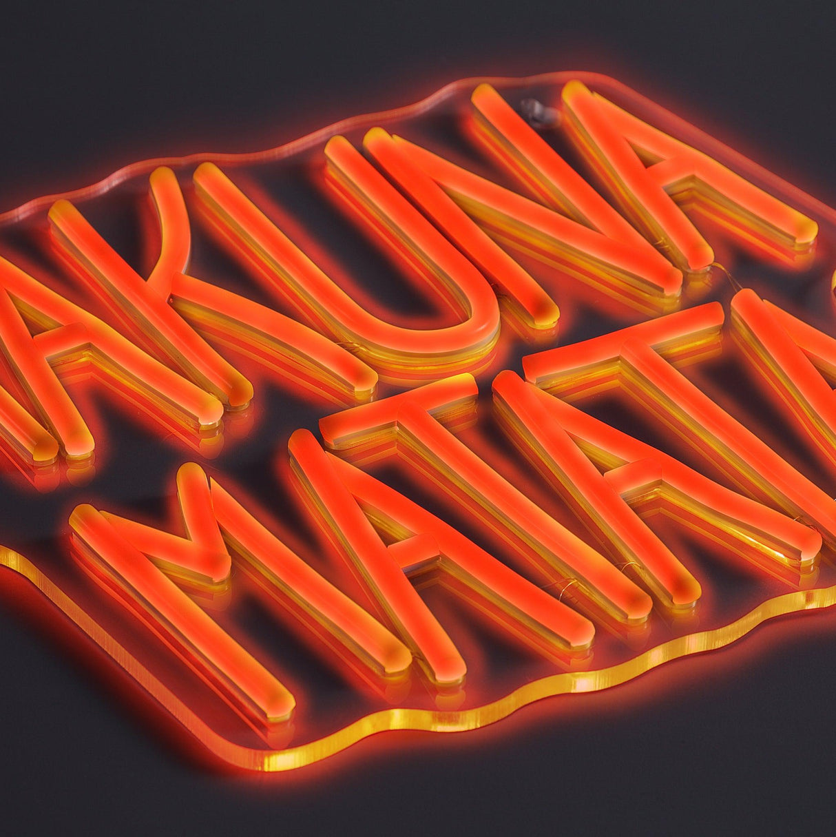 Hakuna Matata Neon Vägglampa-Lampconcept.se