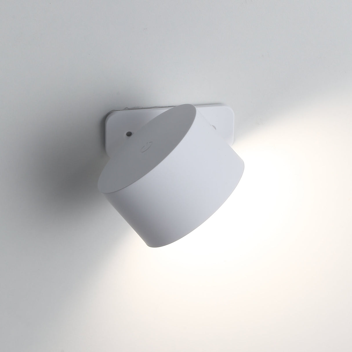 Ticky Magnetische Wandlamp Wit