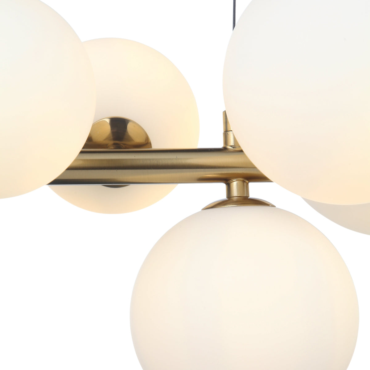 Florence Långbord Taklampa Mässing/Opal-Lampconcept.se