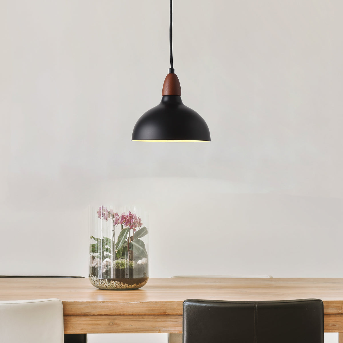 Oak Taklampa Ø19 Svart-Lampconcept.se