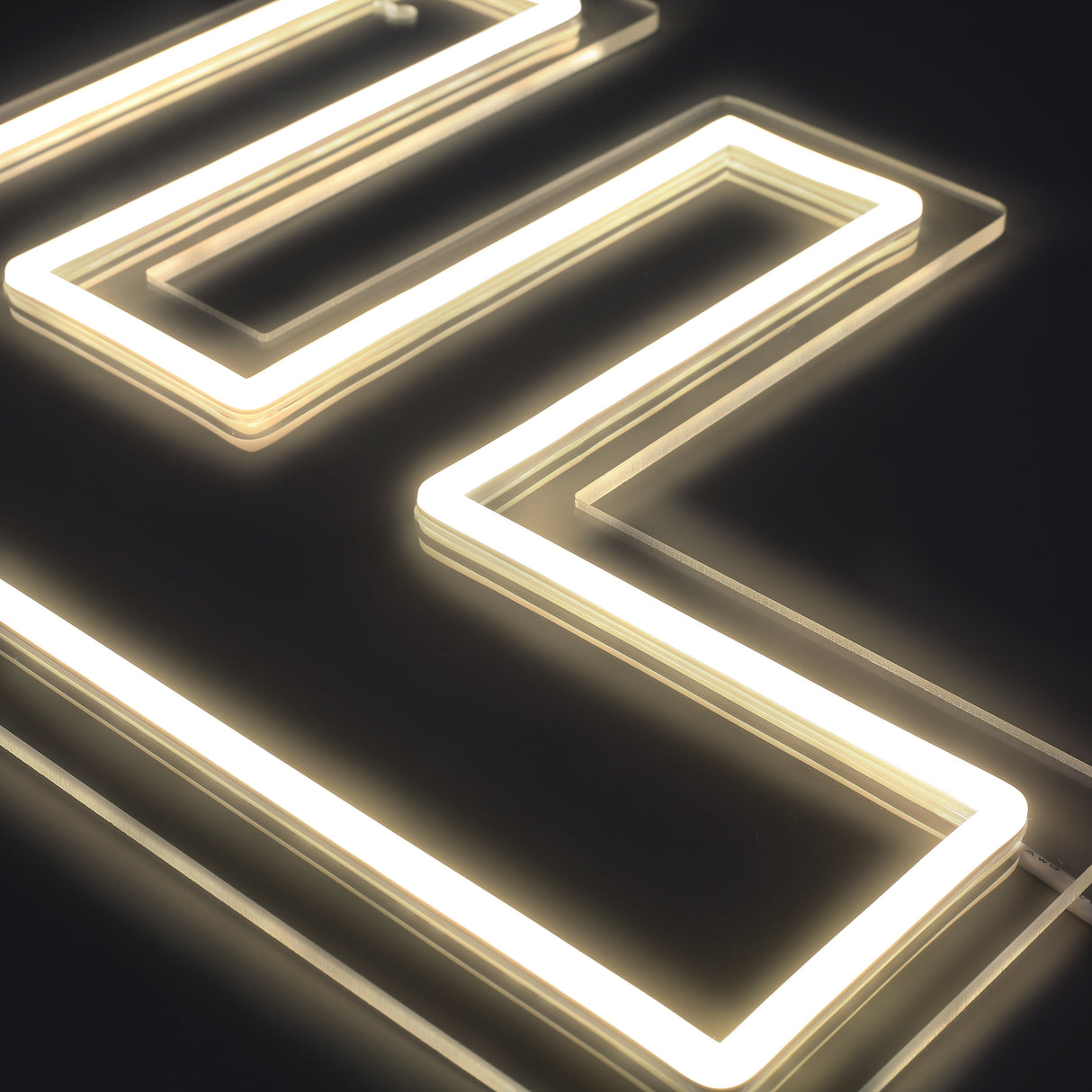 Letter F Neon Wandlamp