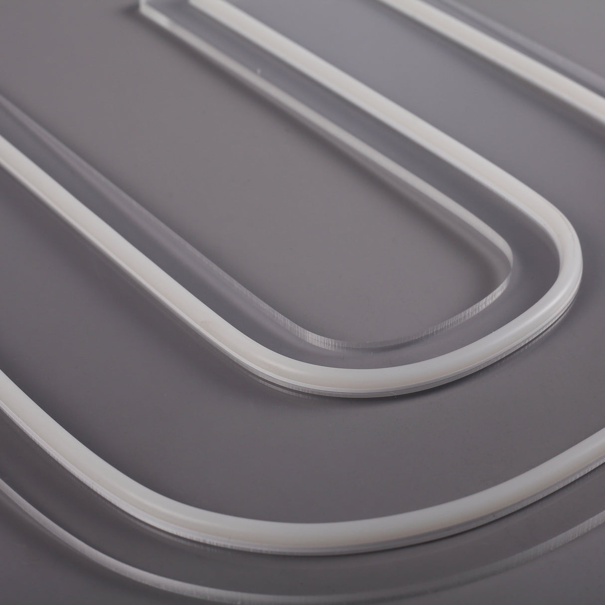 Letter U Neon Wandlamp