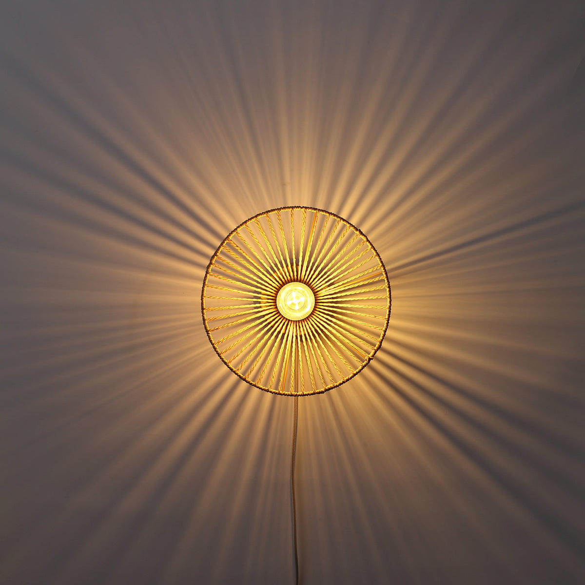 Wave Vägglampa Ø30-Lampconcept.se