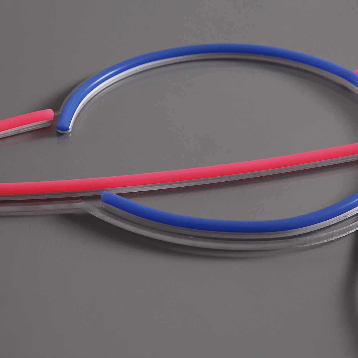 Saturn neon Vägglampa Blå/Rosa-Lampconcept.se