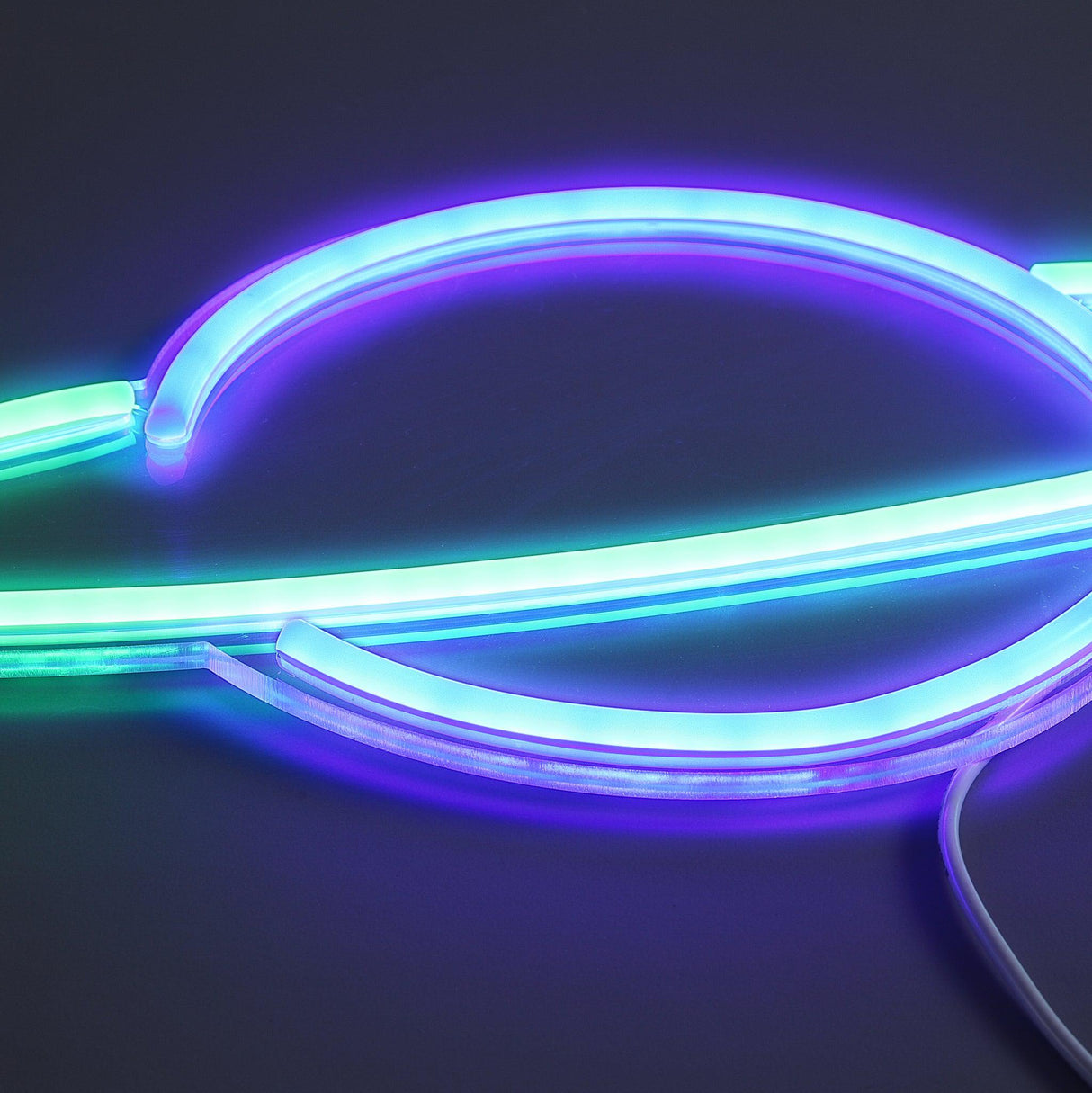 Saturn Neon Vägglampa Blå/Grön-Lampconcept.se