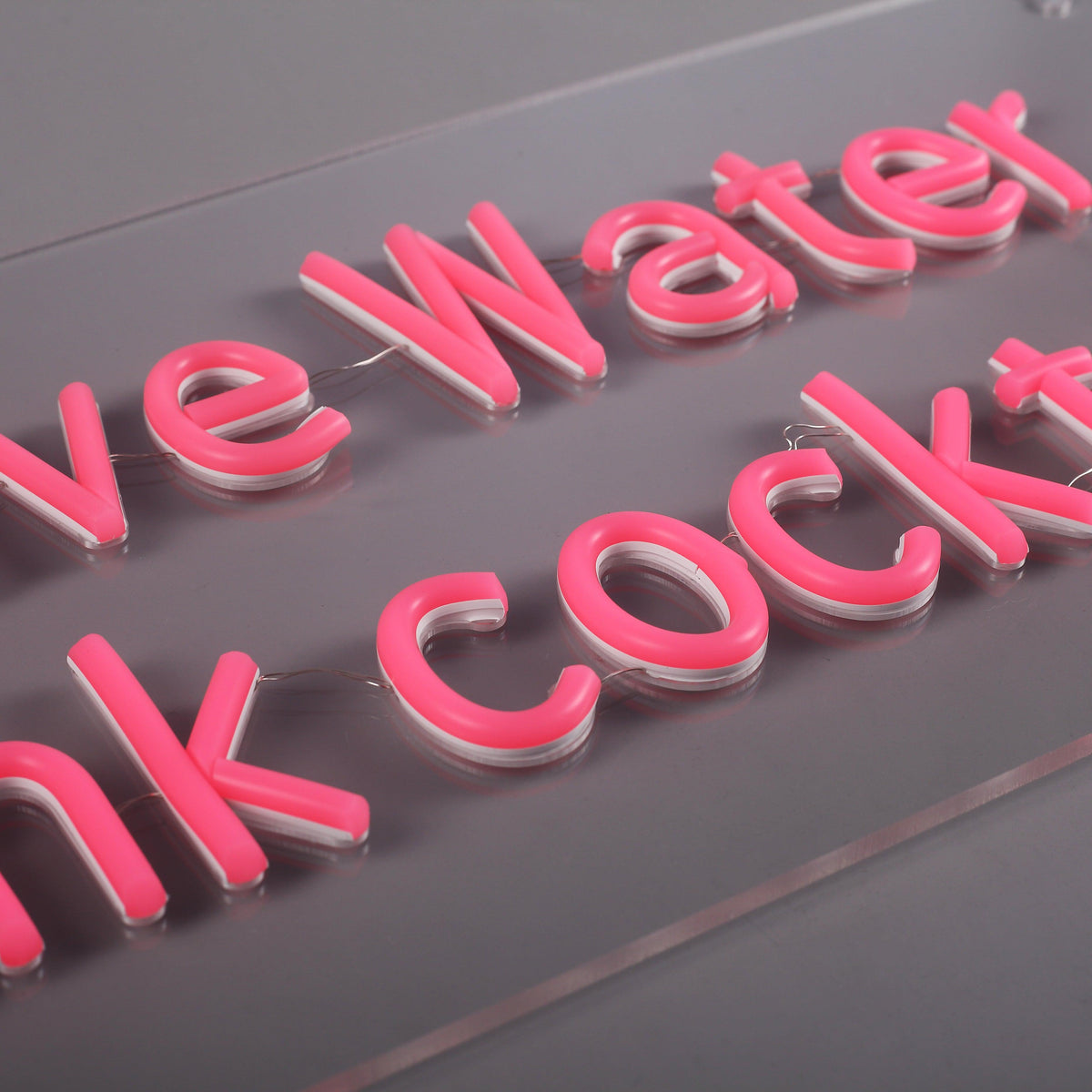 Save Water Drink Cocktails Neon Vägglampa-Lampconcept.se