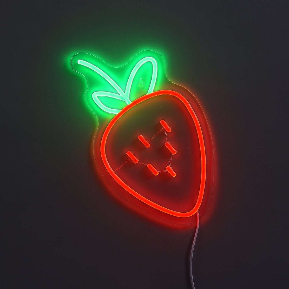 Strawberry Neon Vägglampa-Lampconcept.se