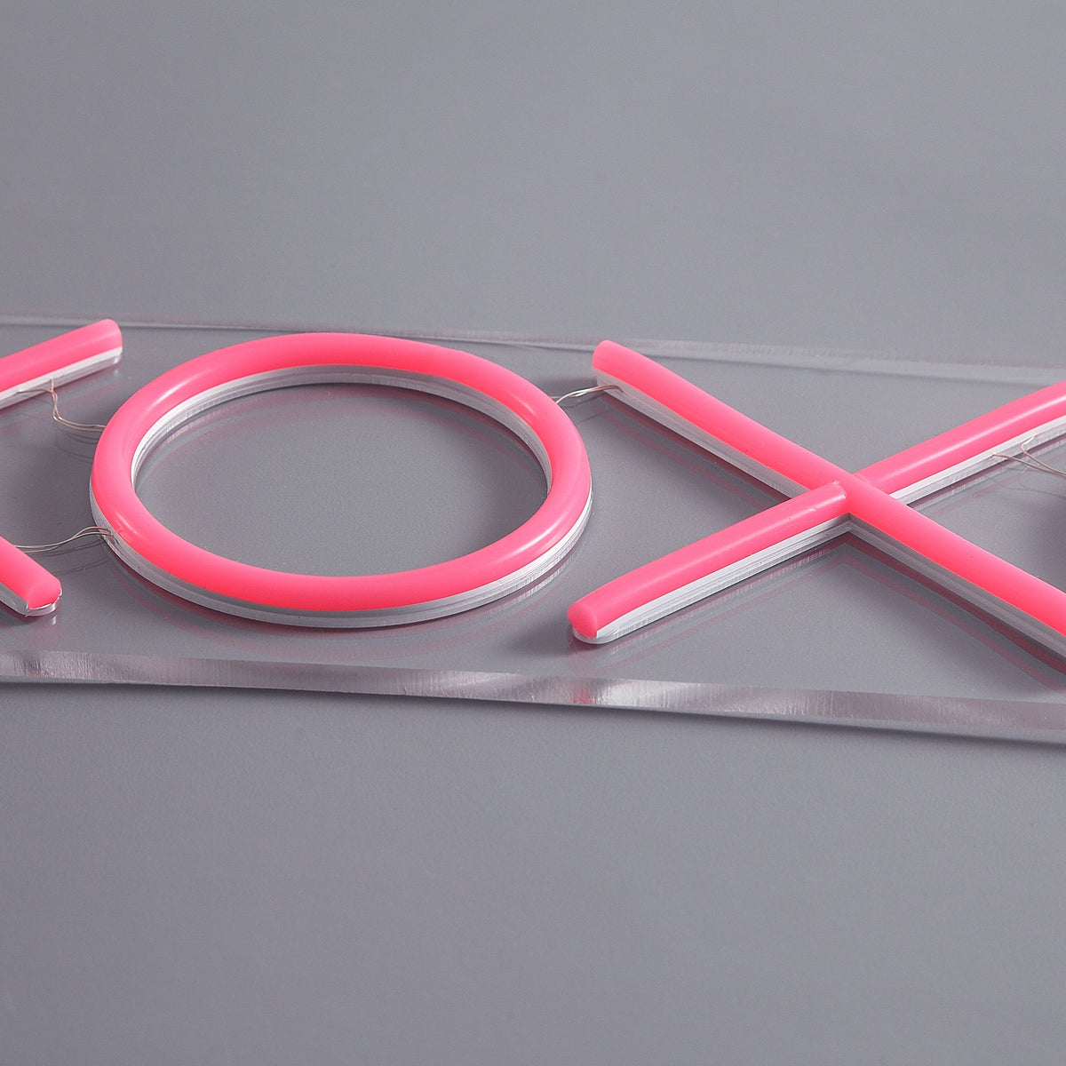 XOXO Neon vägglampa-Lampconcept.se
