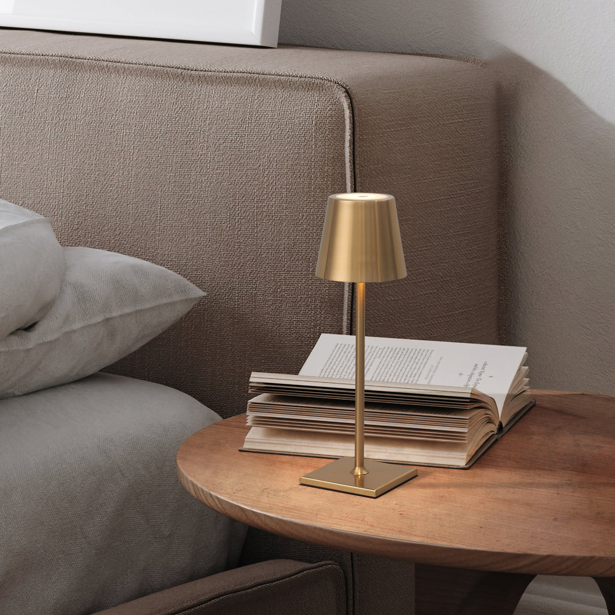 Garda Medium 30cm Sladdlös Mässing-Lampconcept.se